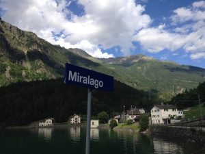 lago di poschiavo svizzera