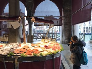 mercato del pesce venezia