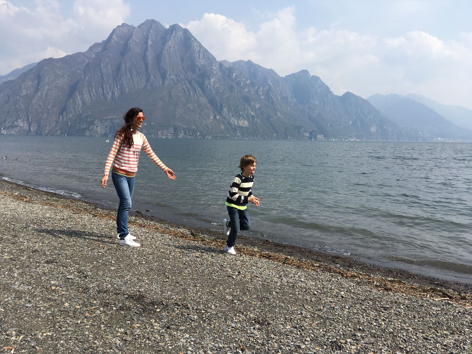 Al Lago Di Iseo Con Bambini Tra Borghi Spiagge E Parchi Giochi